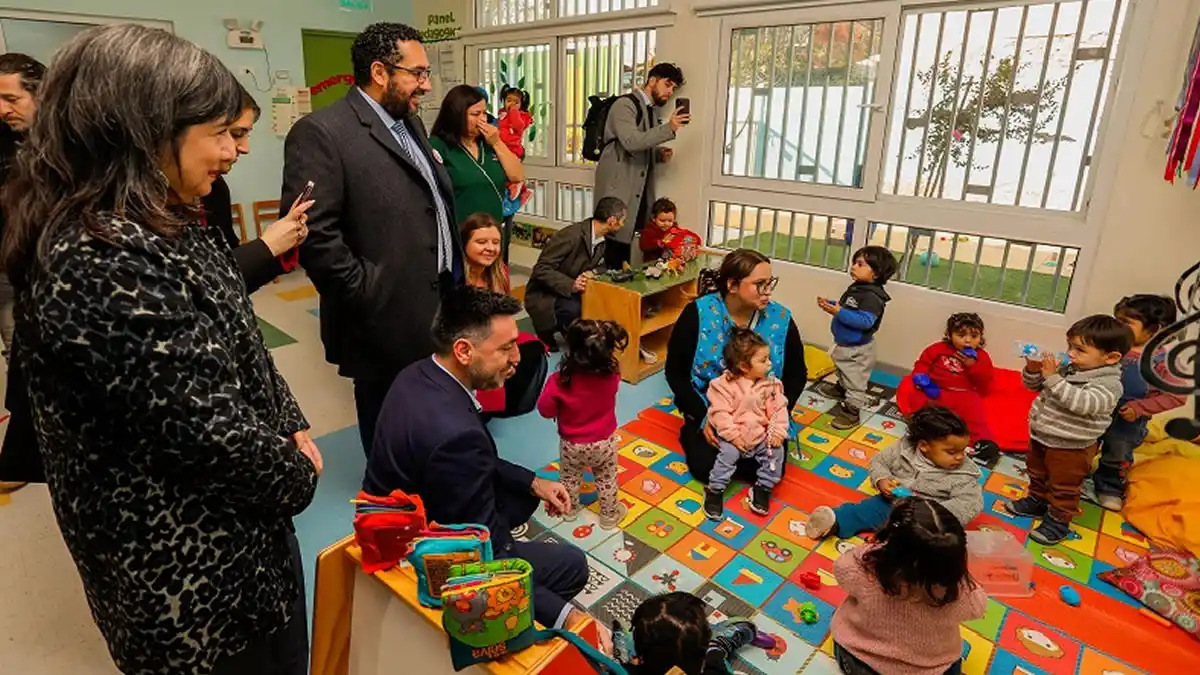 Maipú: Ministro Cataldo inaugura nuevo jardín infantil