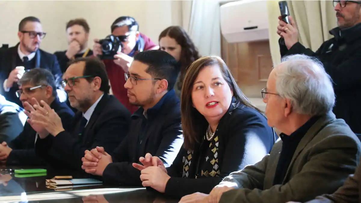 Distrito 8 es la manzana de la discordia en pacto parlamentario del oficialismo