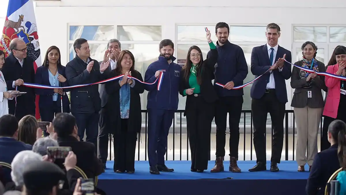 En Maipú Presidente Boric inauguró nuevo Cosam Lo Errázuriz