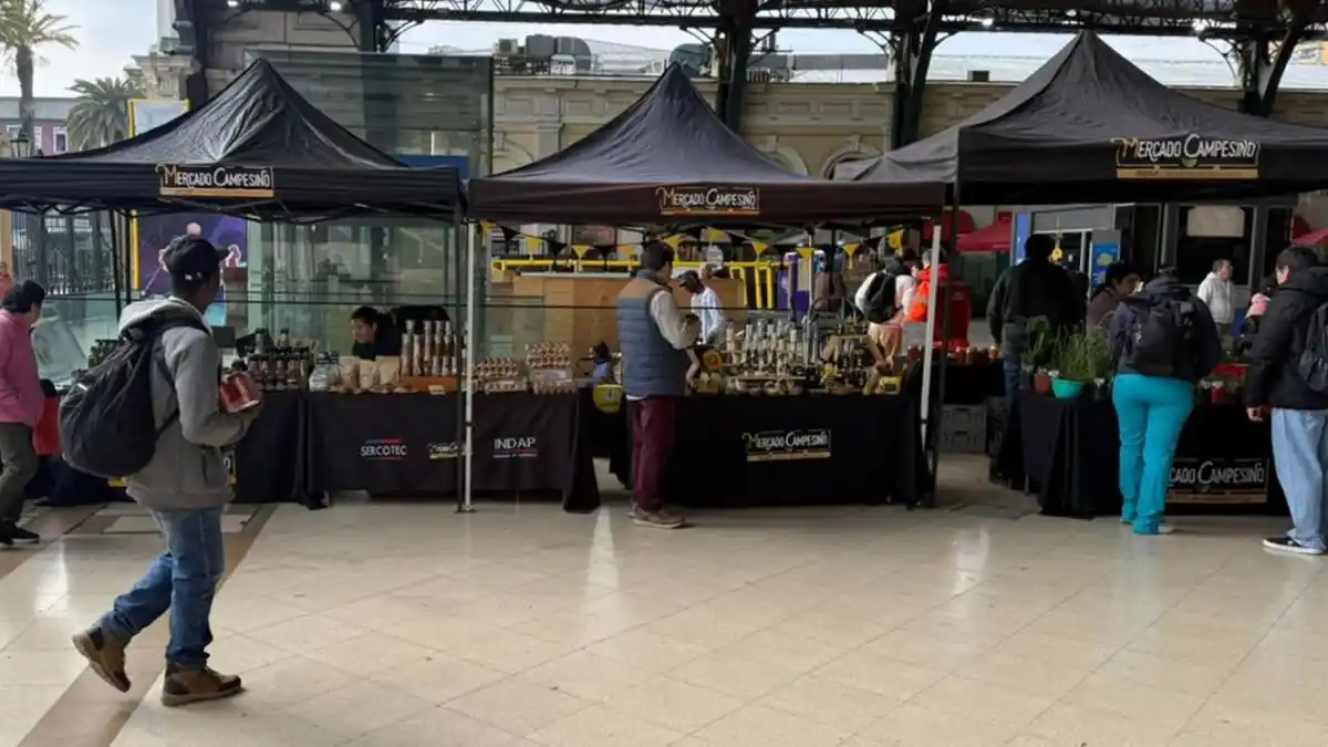 Inauguran «Mercado Campesino» en terminal ferroviario de Estación Central