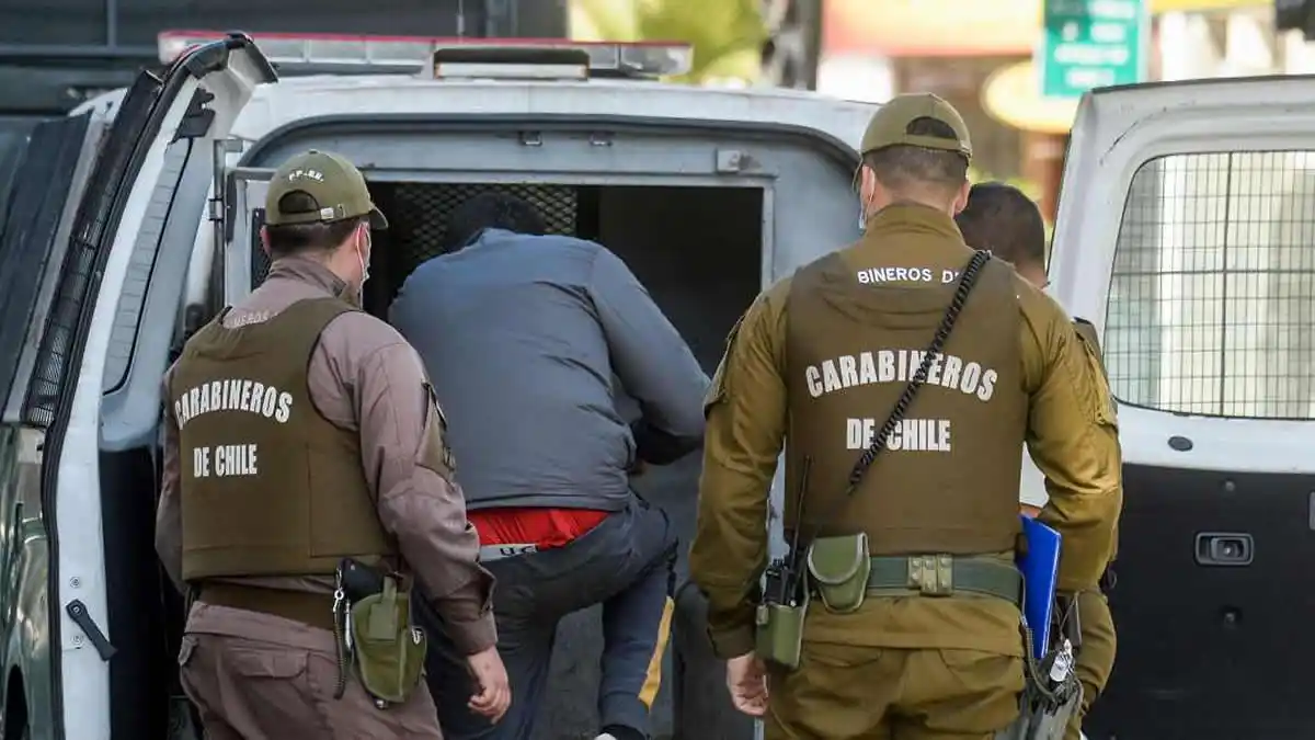 carabineros y detenido