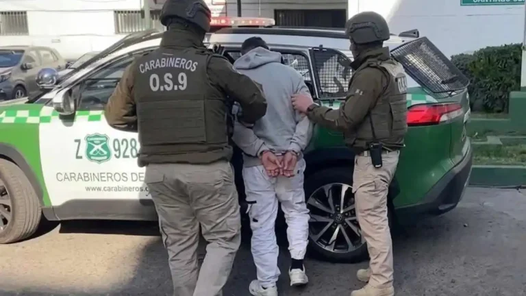 Carabineros con detenido