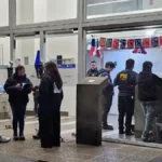 Intentaron colarse en una fiesta y terminaron hiriendo a un invitado en Estación Central